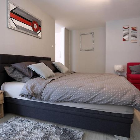 Studio Apartman Ana Eszék Kültér fotó