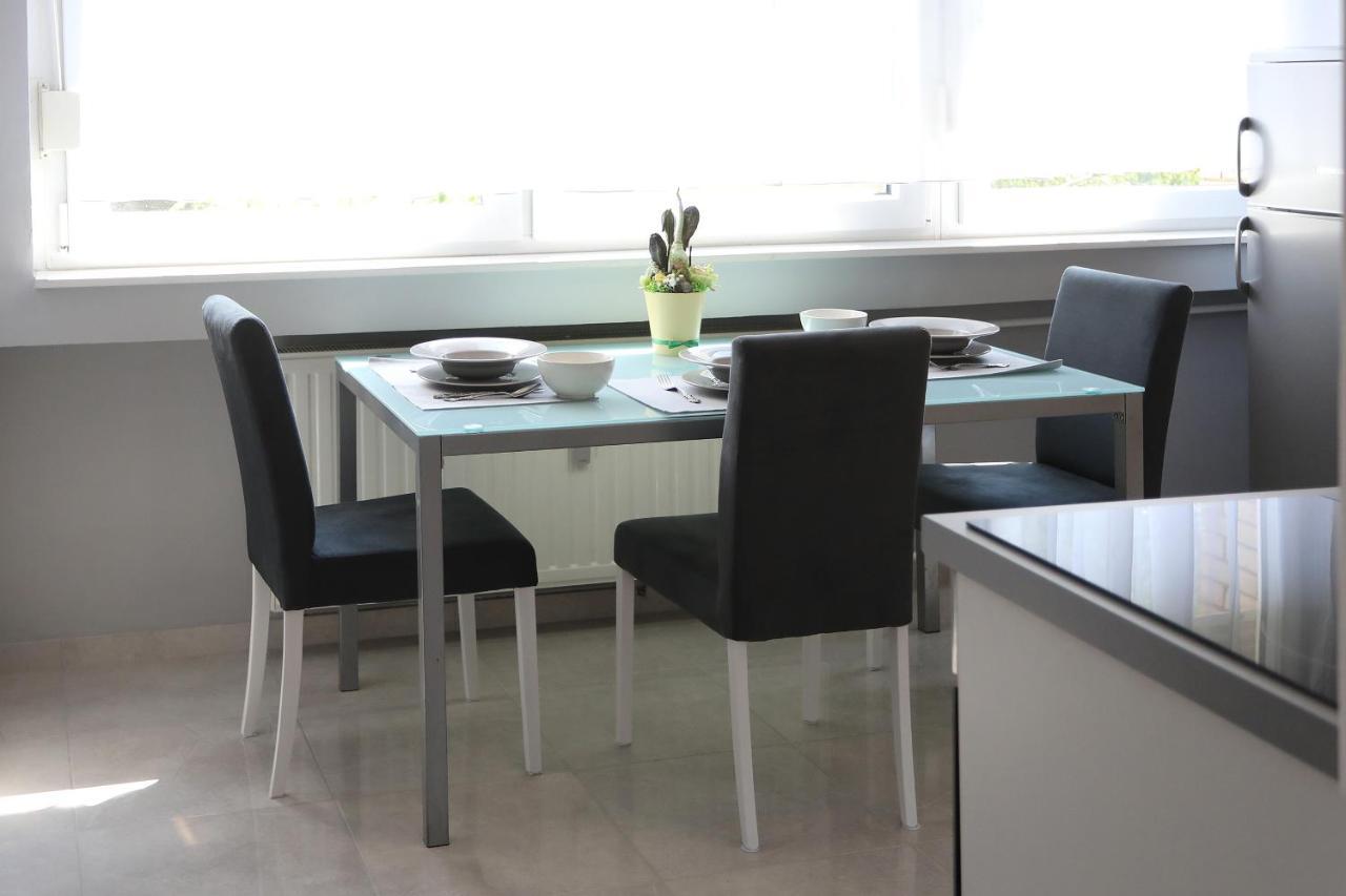 Studio Apartman Ana Eszék Kültér fotó